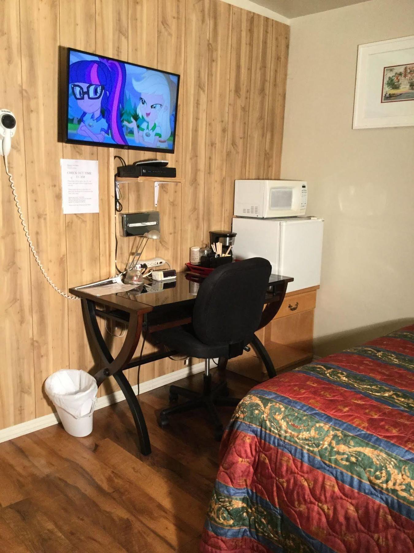 סוזאנוויל Diamond View Motel מראה חיצוני תמונה