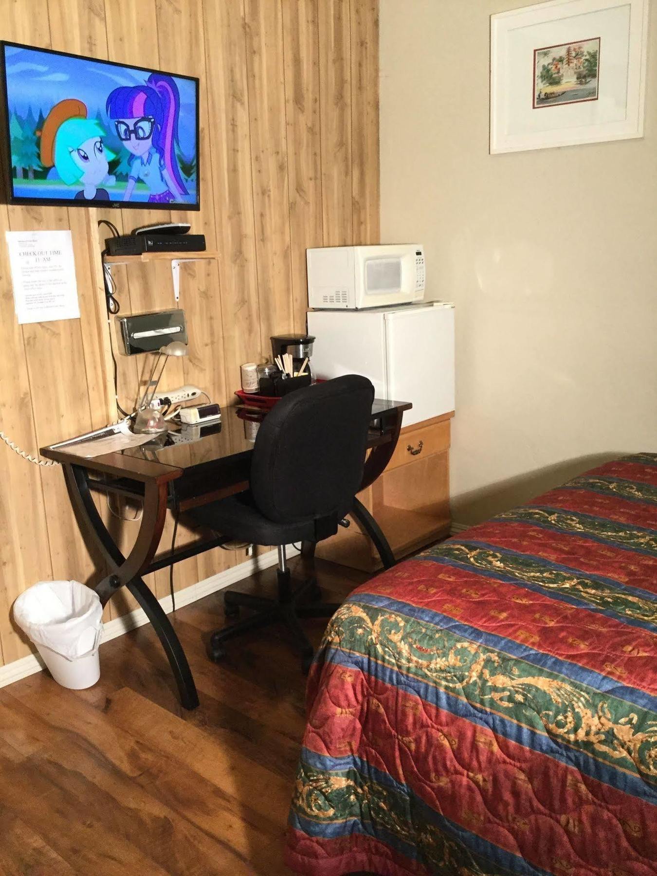 סוזאנוויל Diamond View Motel מראה חיצוני תמונה
