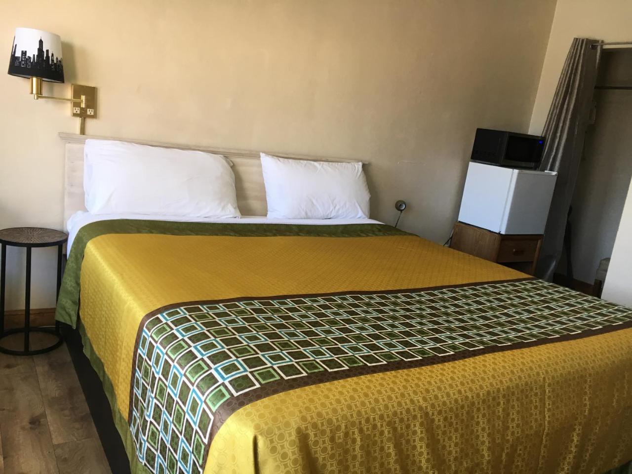 סוזאנוויל Diamond View Motel מראה חיצוני תמונה