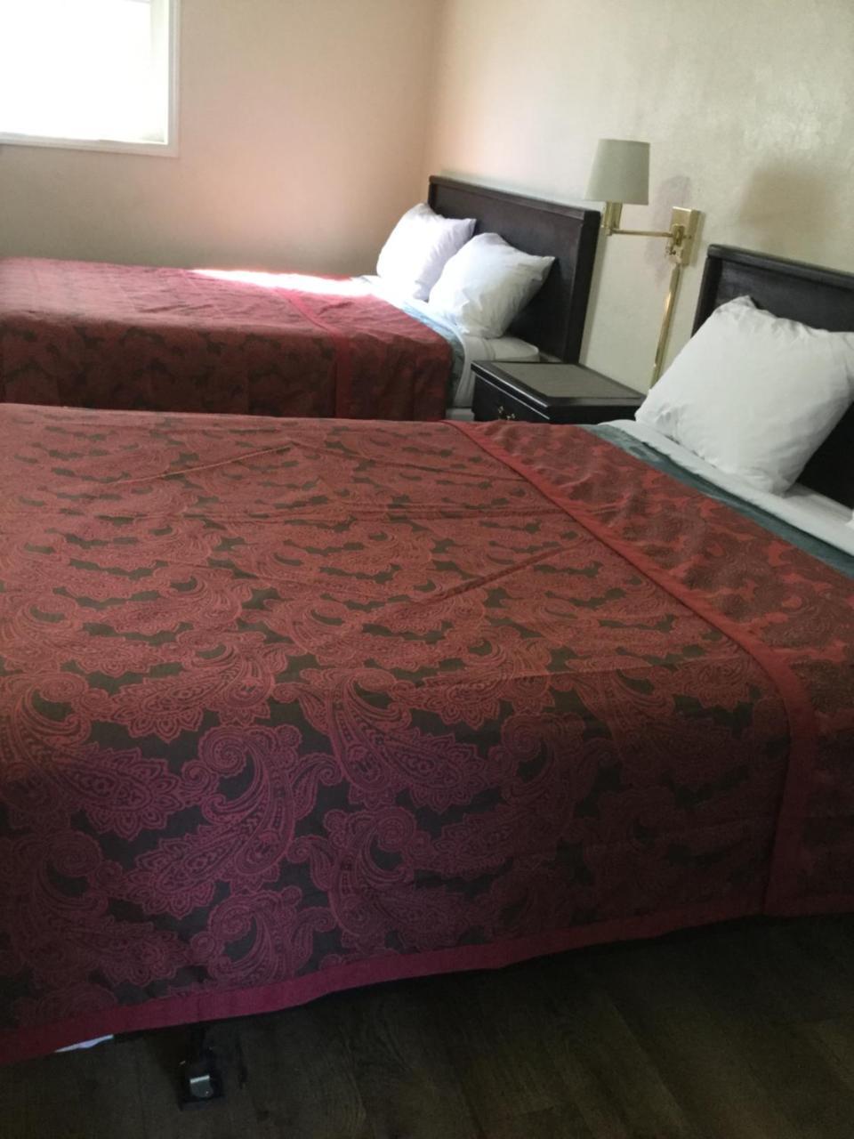 סוזאנוויל Diamond View Motel מראה חיצוני תמונה